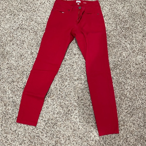 Red jeans - Picture 1 of 3